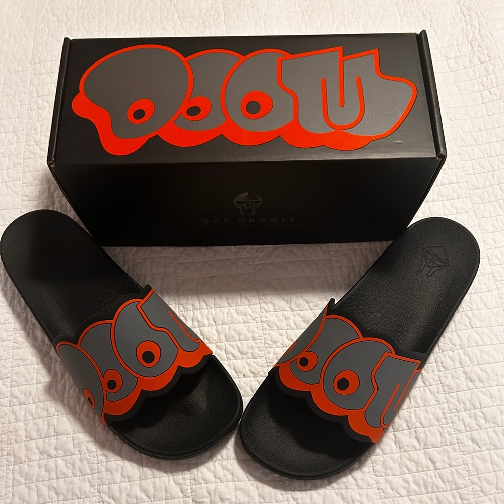 MF DOOM Black Orange Men Slides Size 13 Sandals Operation Doomsday Gas Drawls